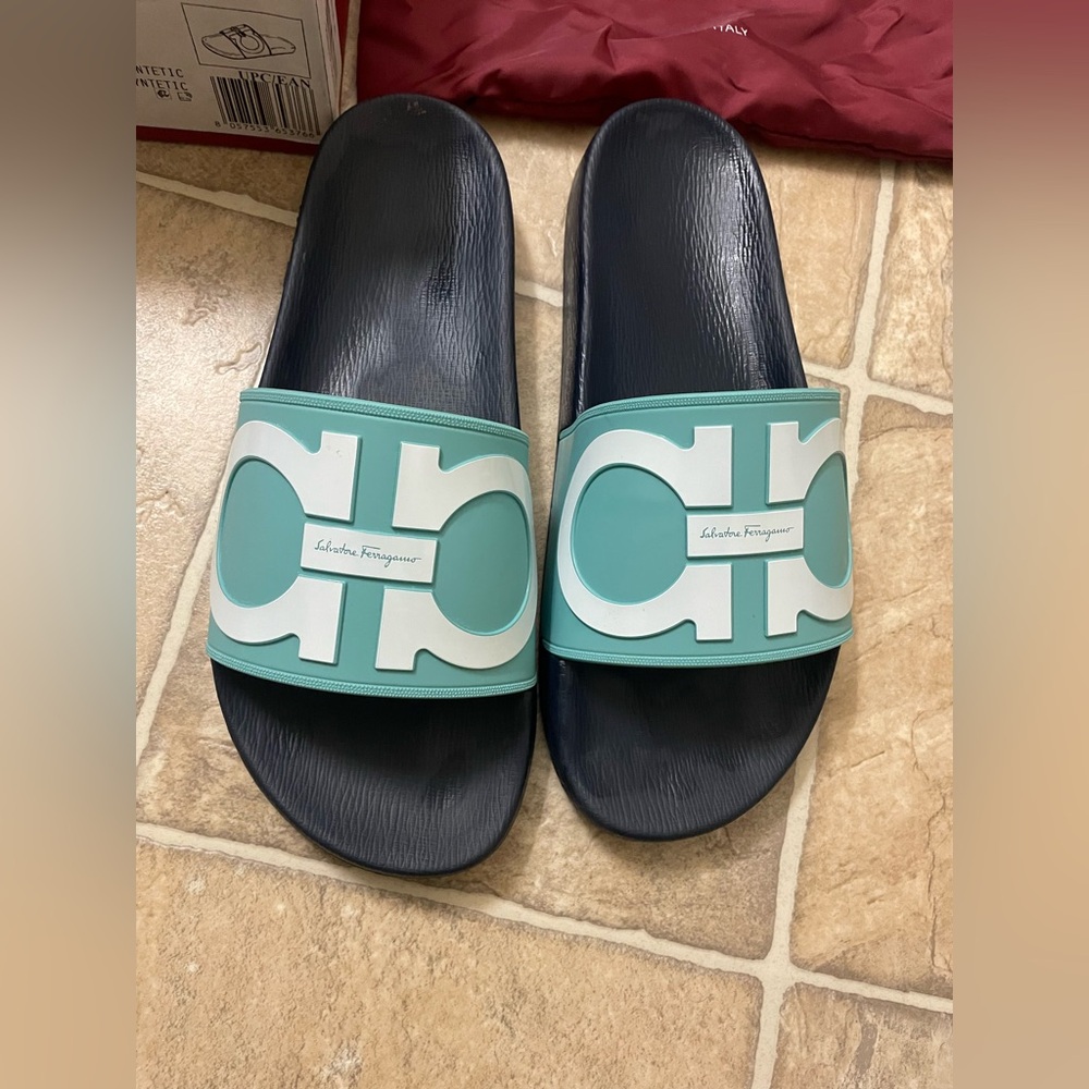 Men’s Salvatore Ferragamo slides size 9 US
